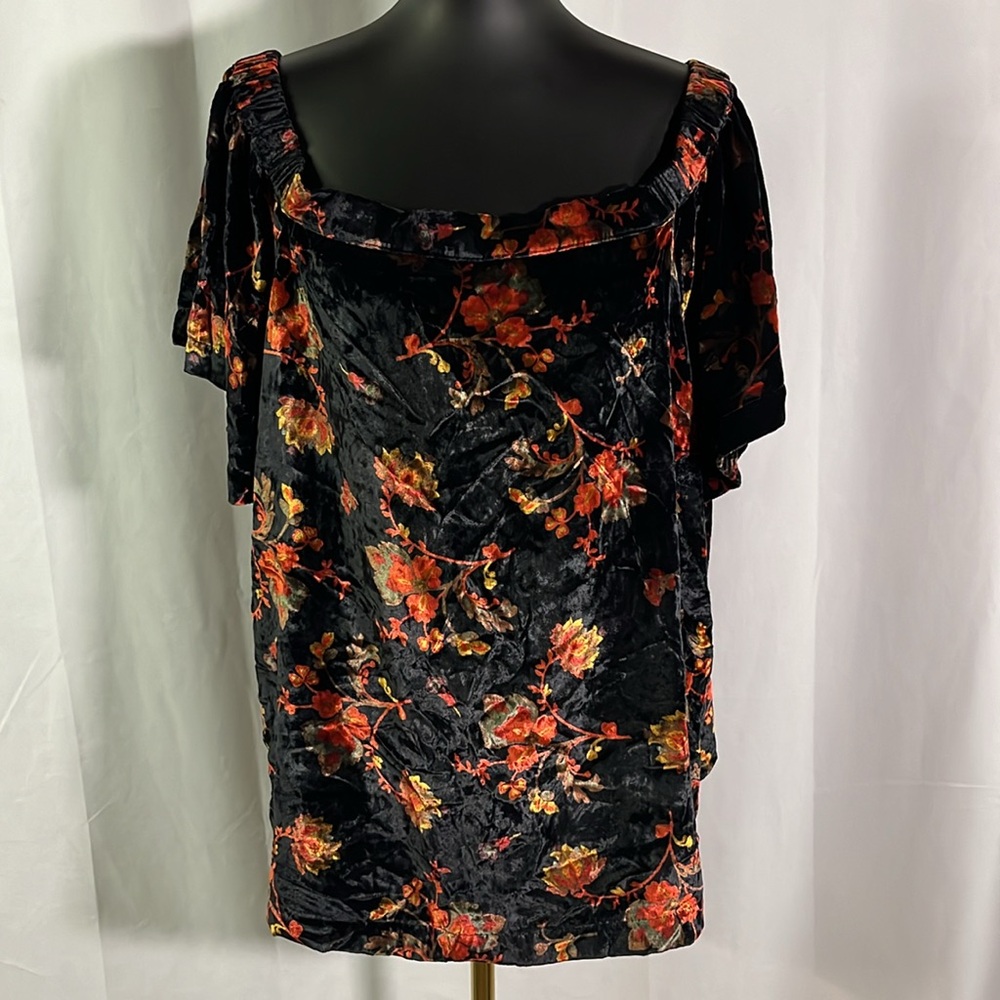 NWT LOFT Black & Red Floral Print Velvet Off Shoulder Blouse